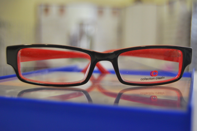 opticien-ST MARTIN DE PALLIERES-min_view-sight-lens-frame-optics-spectacles-1141012-pxhere.com